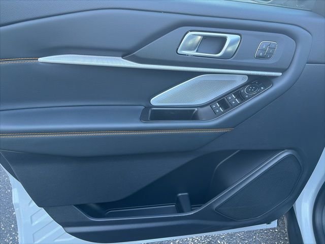 New 2026 Space White Metallic Ford Tremor® image 20