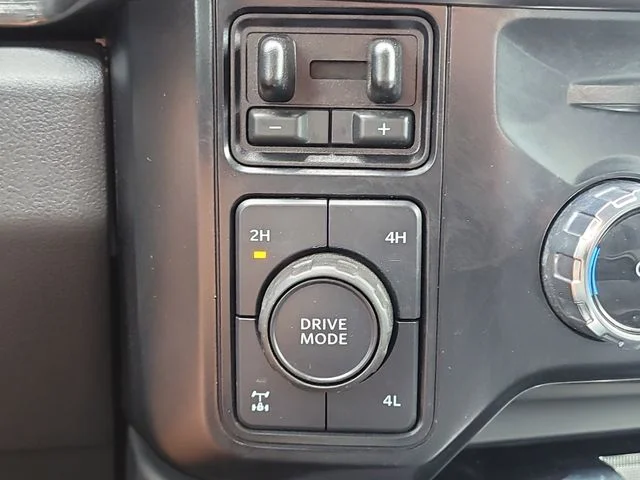 Used 2024 White Ford Lariat image 28