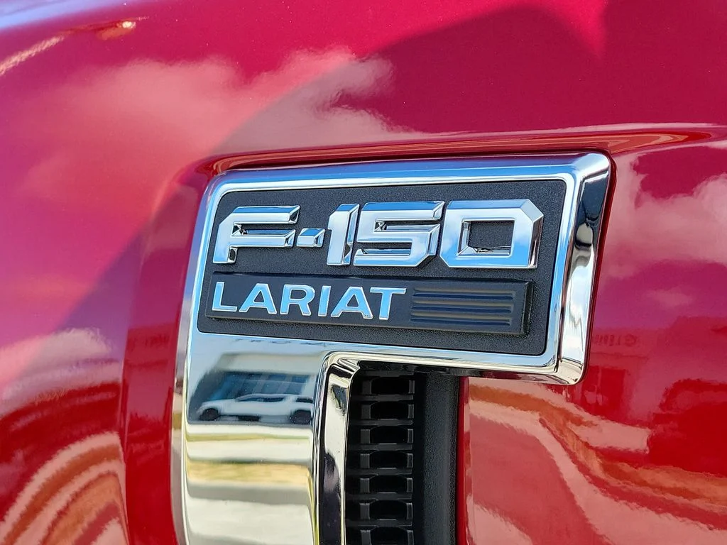 New 2026 Ruby Red Metallic Tinted Clearcoat Ford Lariat® image 6