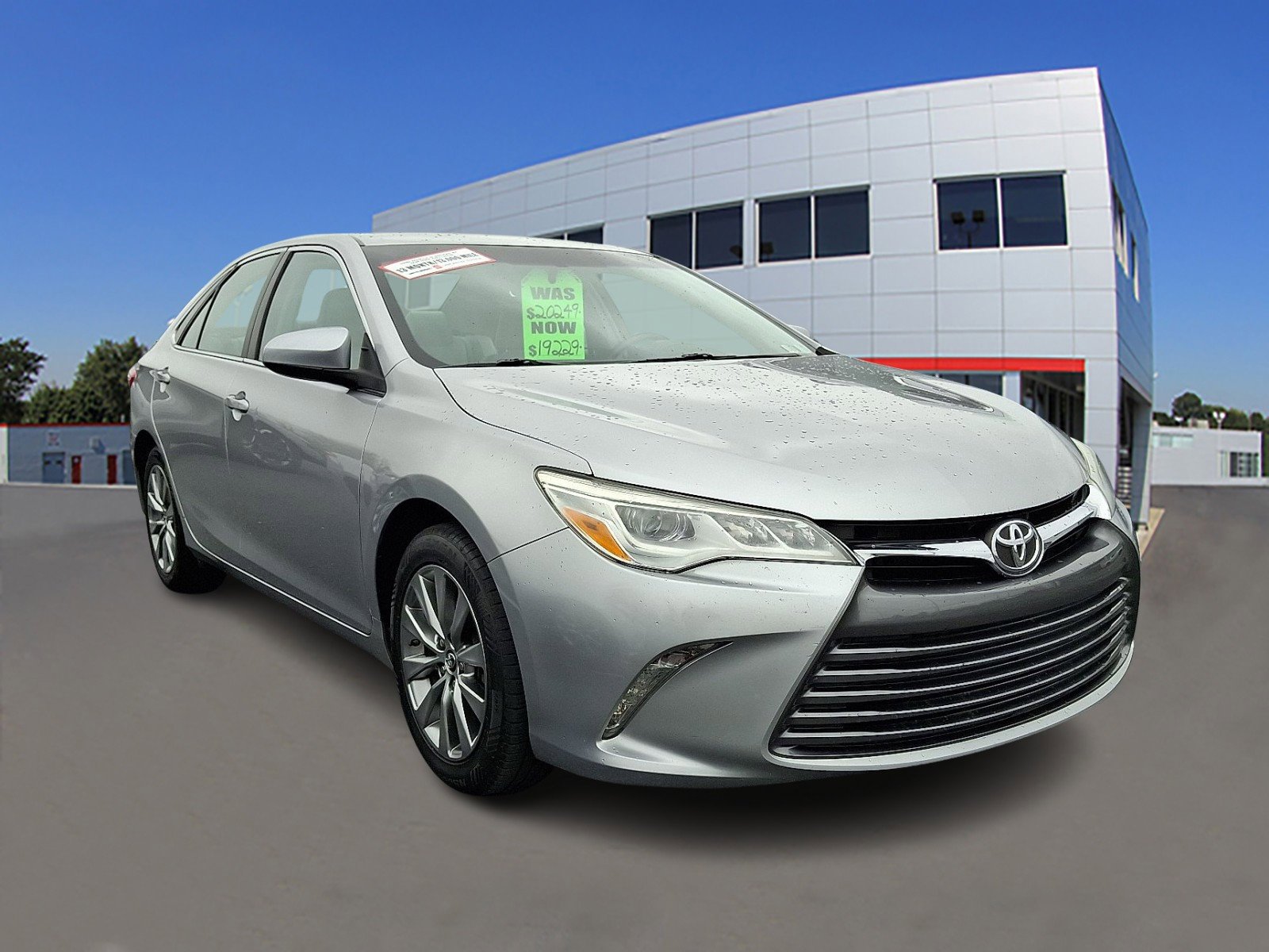 2016 Toyota Camry XLE