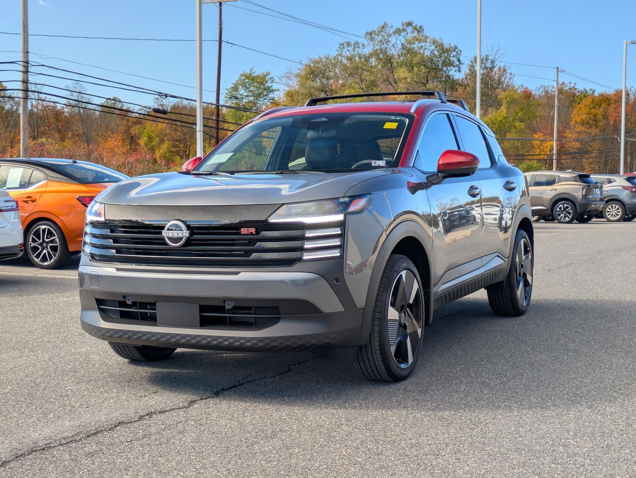 2026 Nissan Kicks SR photo 2