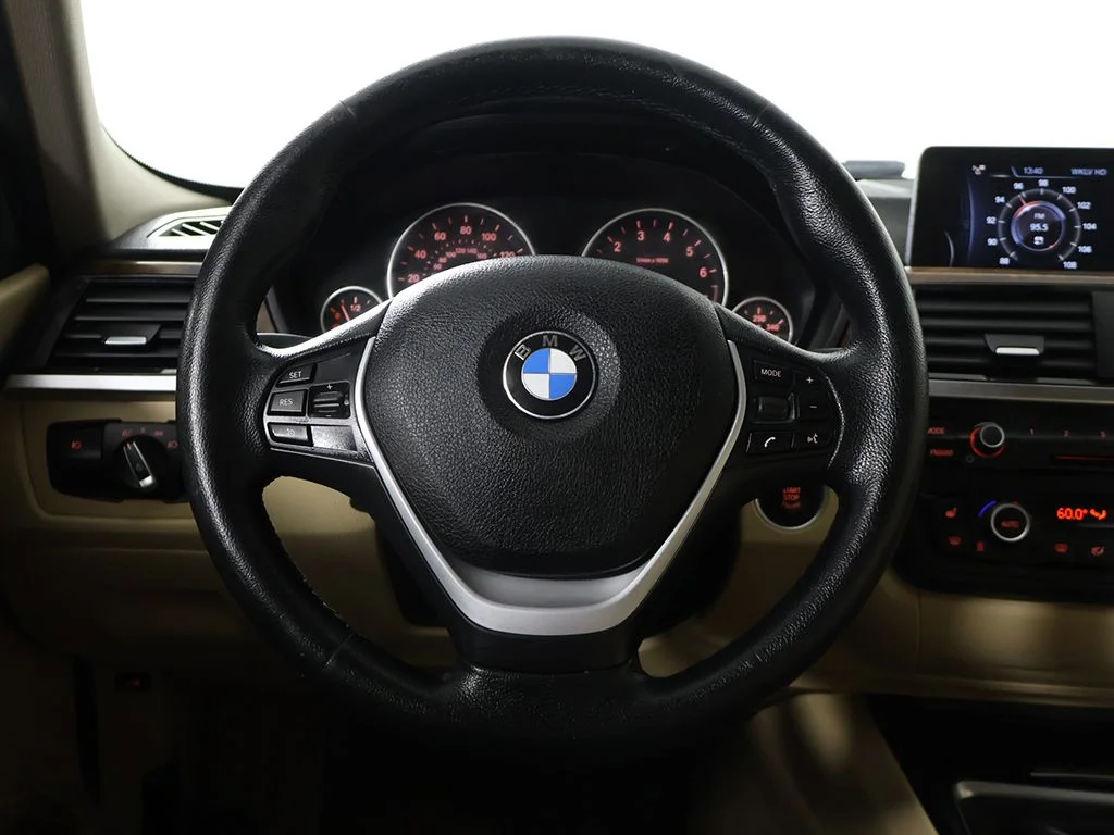 Used 2015 White BMW 328i xDrive image 36