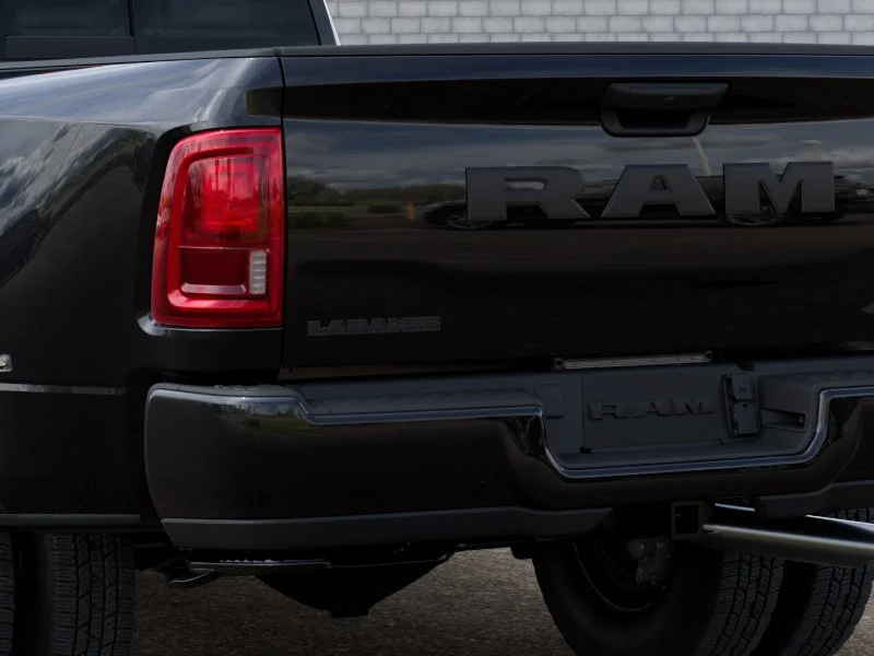 New 2026 Diamond Black Crystal Pearl-Coat Exterior Paint RAM Laramie image 15