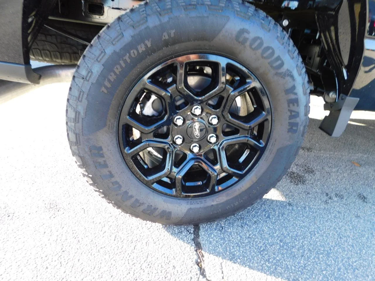 New 2026 Agate Black Metallic Ford XLT image 11