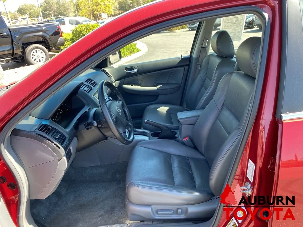 Used 2007 San Marino Red Honda EX-L image 26