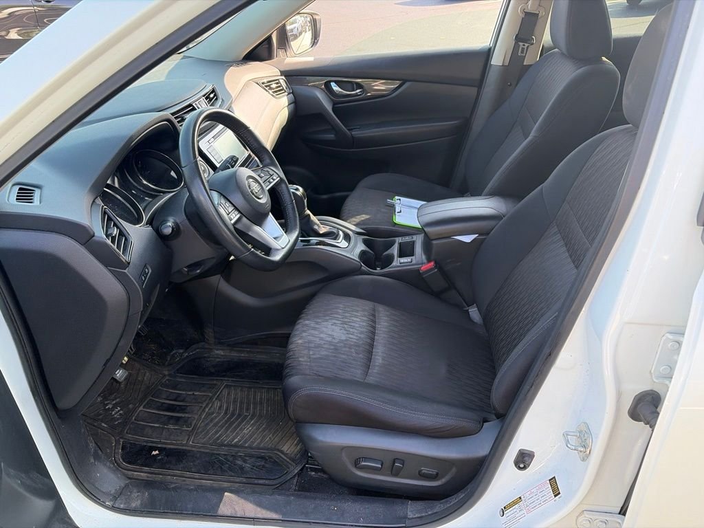 Used 2019 Pearl White Nissan SV image 12