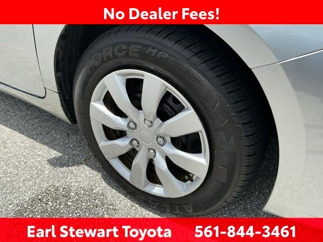 Used 2017 Silver Toyota LE image 40