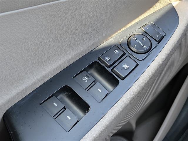 Used 2020 Brown Hyundai SEL image 22
