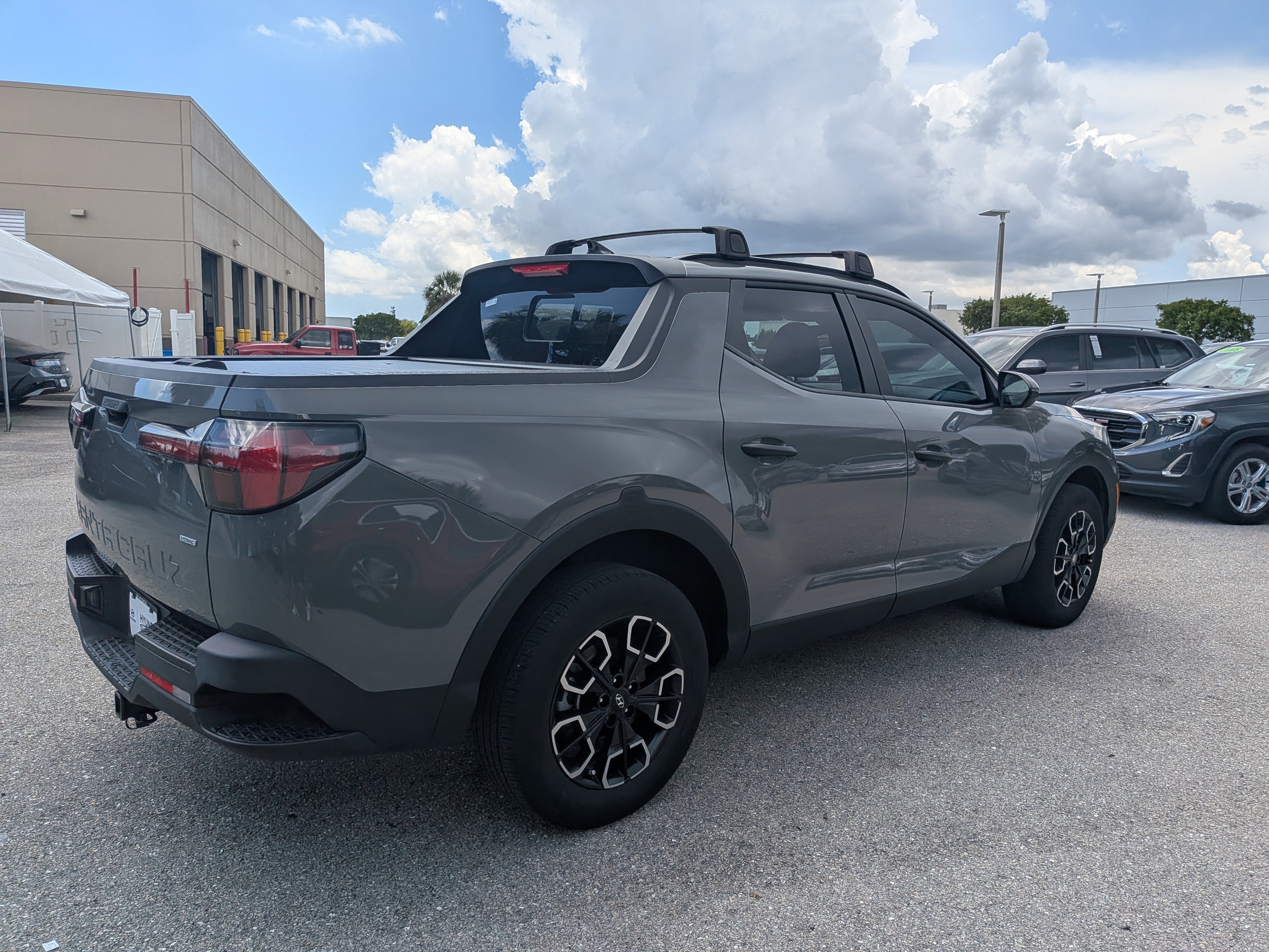 Certified Used 2024 Hampton Gray Hyundai SEL image 4
