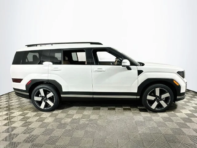 New 2027 White Hyundai Limited image 2