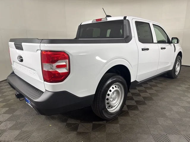 New 2026 Oxford White Ford XL image 3