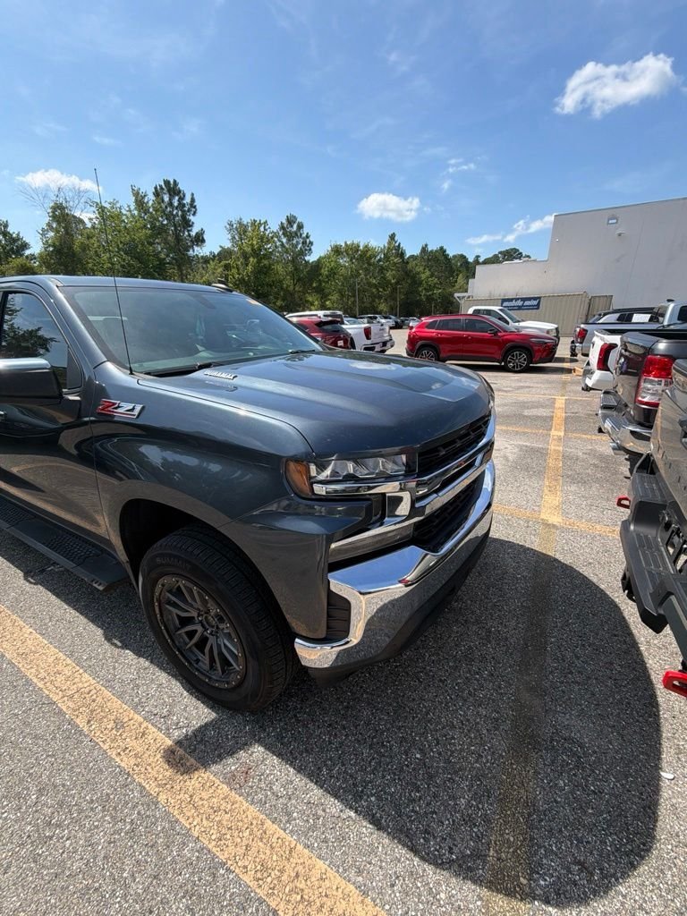 Used 2020 Gray Chevrolet LT image 5