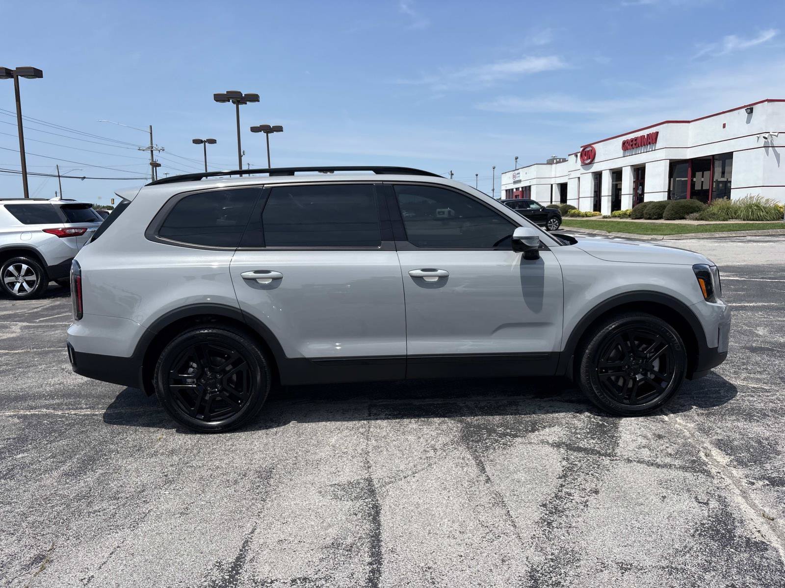 Used 2025 Wolf Gray Kia SX-Prestige X-Line image 8