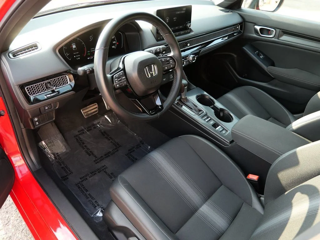 Certified Used 2023  Honda Sport image 3