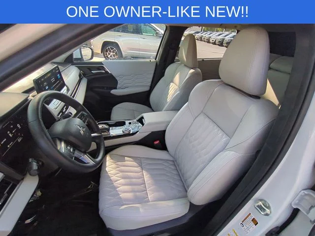 Used 2025 White Mitsubishi SEL image 16