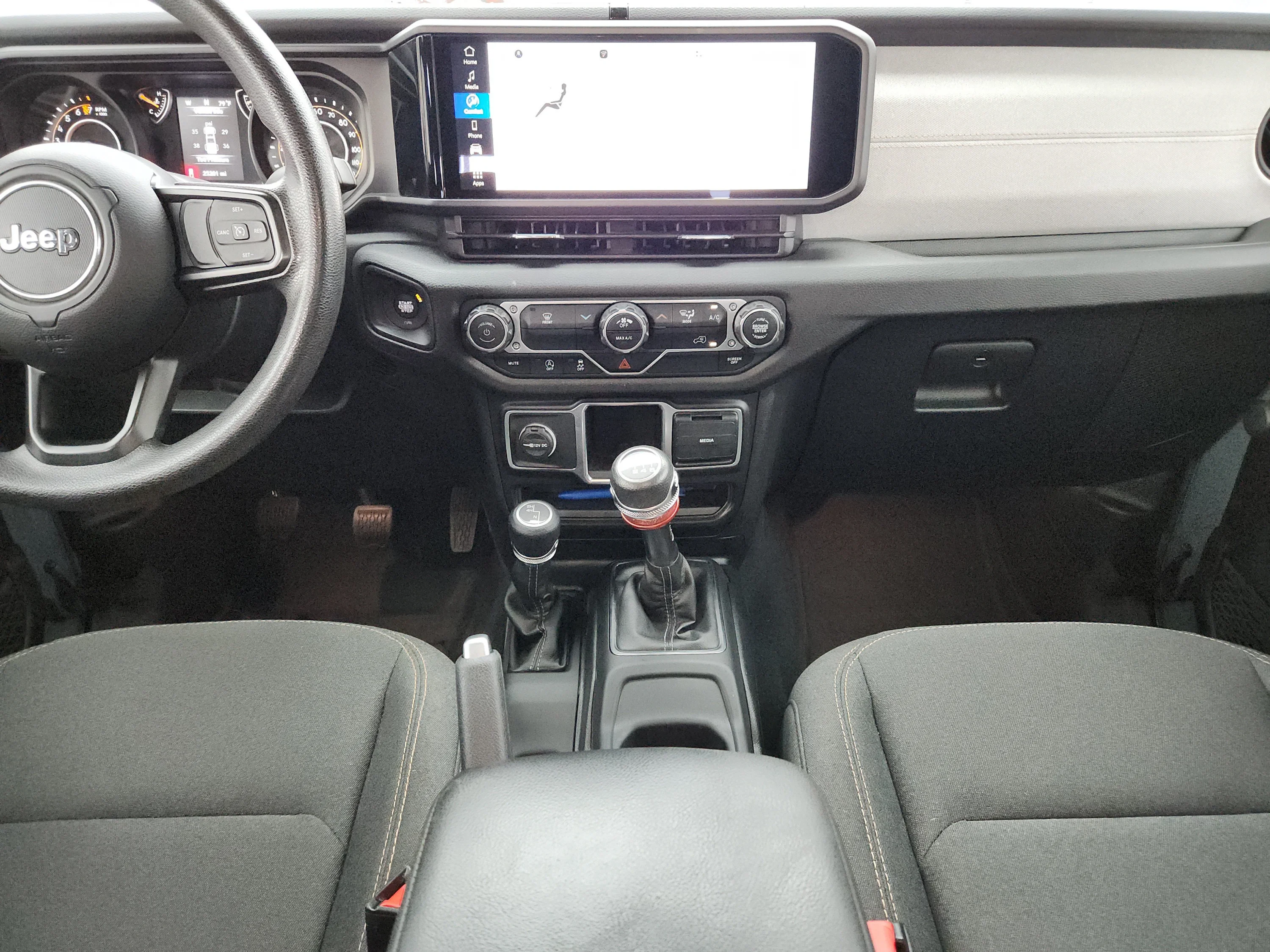 Used 2024 Anvil Clear Coat Jeep Sport image 20