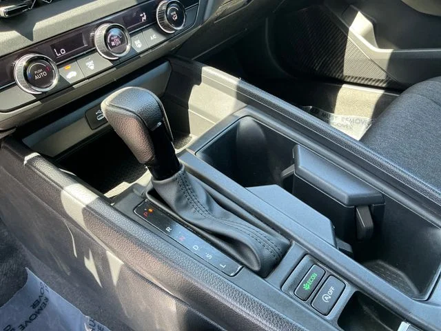 Certified Used 2023  Honda LX image 24