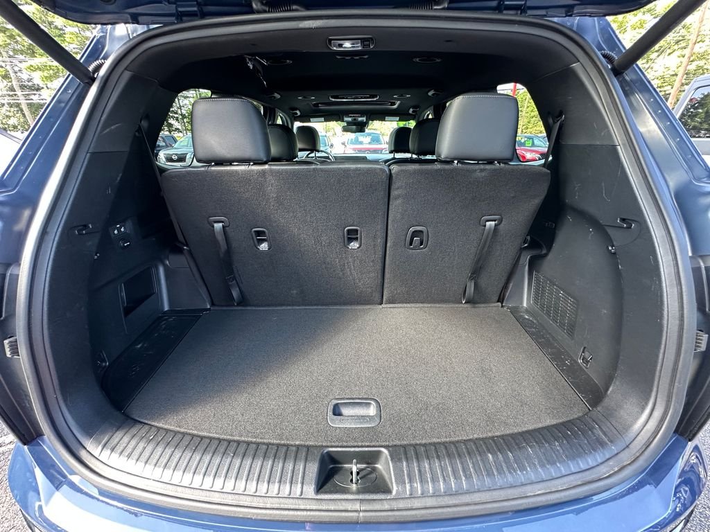 Used 2024 Black Kia EX X-Line image 28