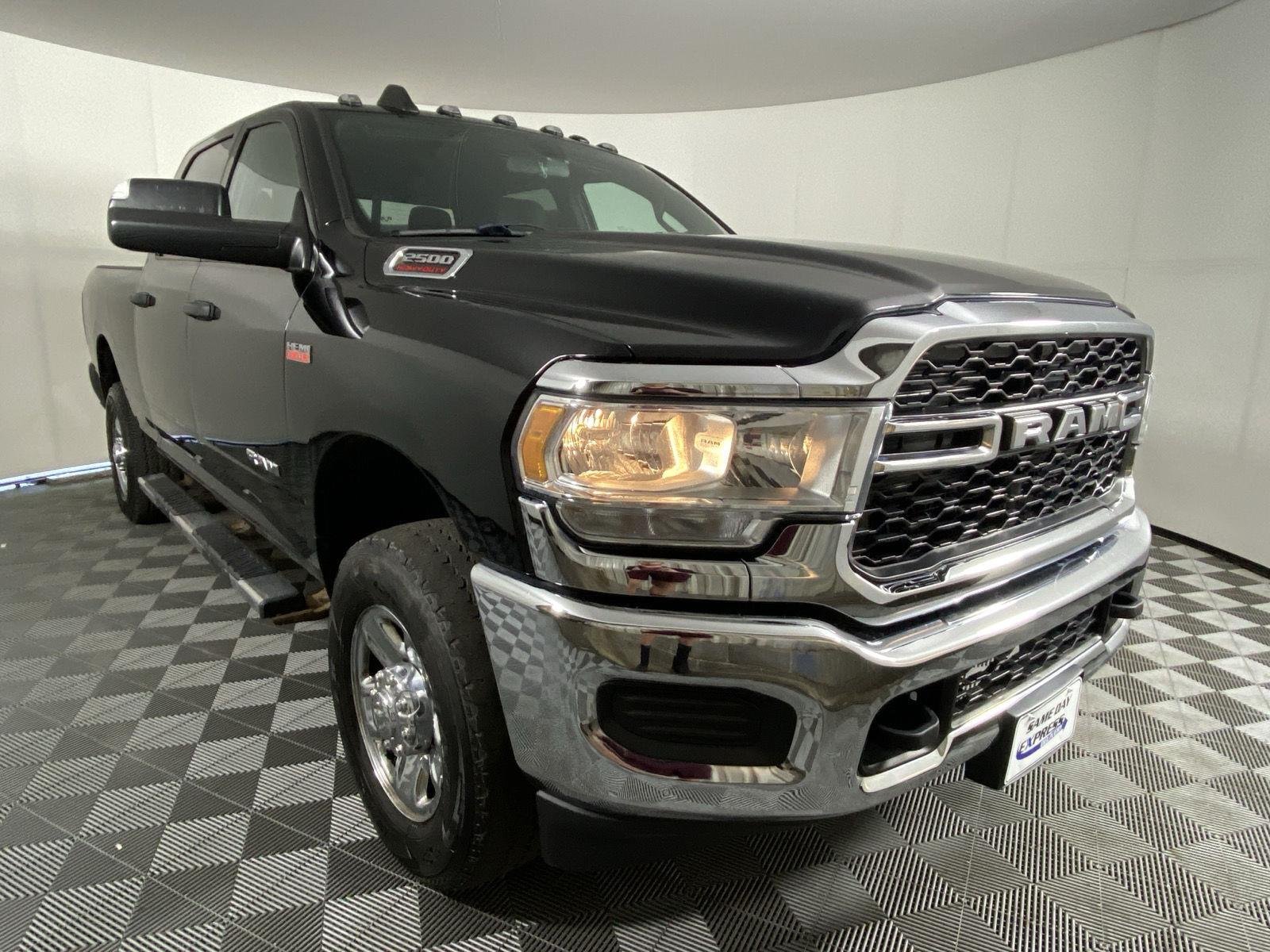 Used 2021 Diamond Black Crystal Pearlcoat Ram Tradesman image 10
