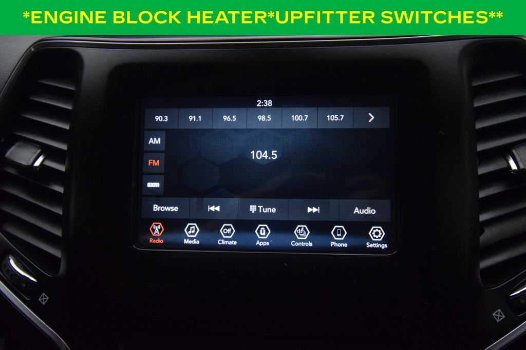 Used 2019 Velvet Red Pearlcoat Jeep Latitude Plus image 17