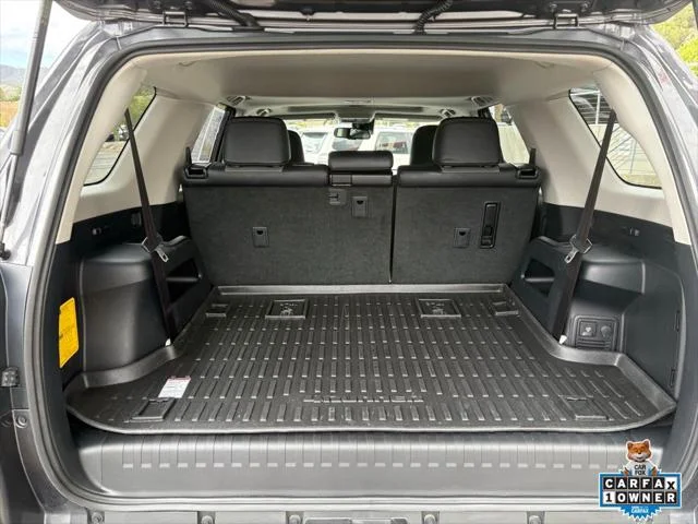 Certified Used 2023 MAGNETIC GRAY MET. Toyota  image 9