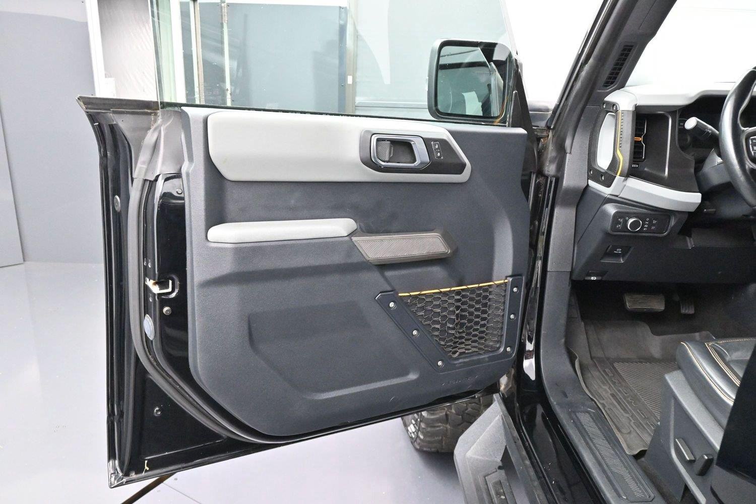 Used 2021 Shadow Black Ford Badlands image 14