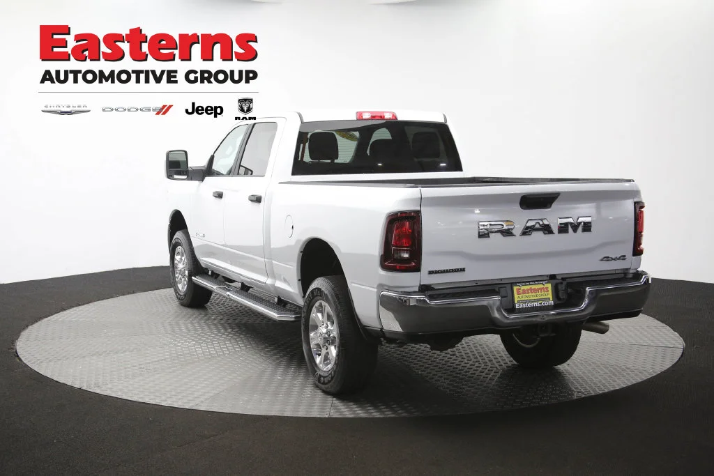Used 2026 White Ram Big Horn image 37