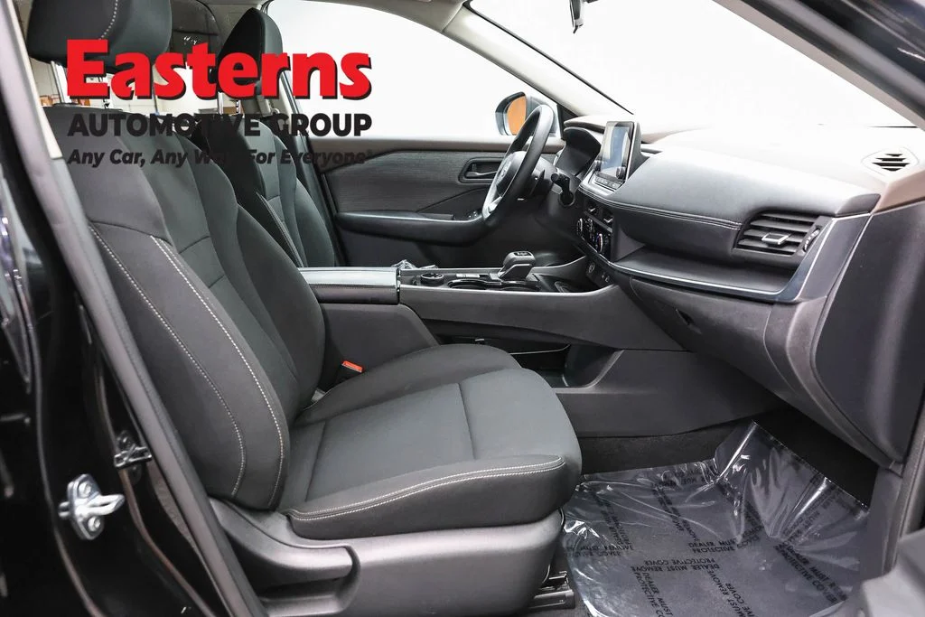 Used 2023 Black Nissan S image 22