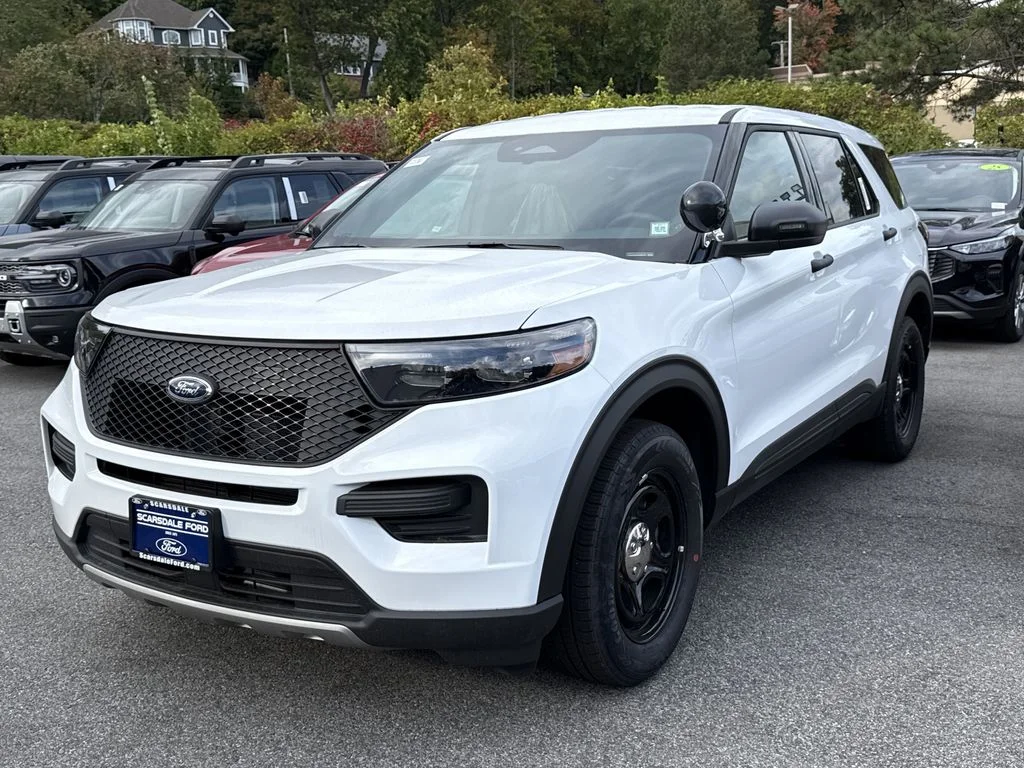 New 2025 White Ford Base image 3