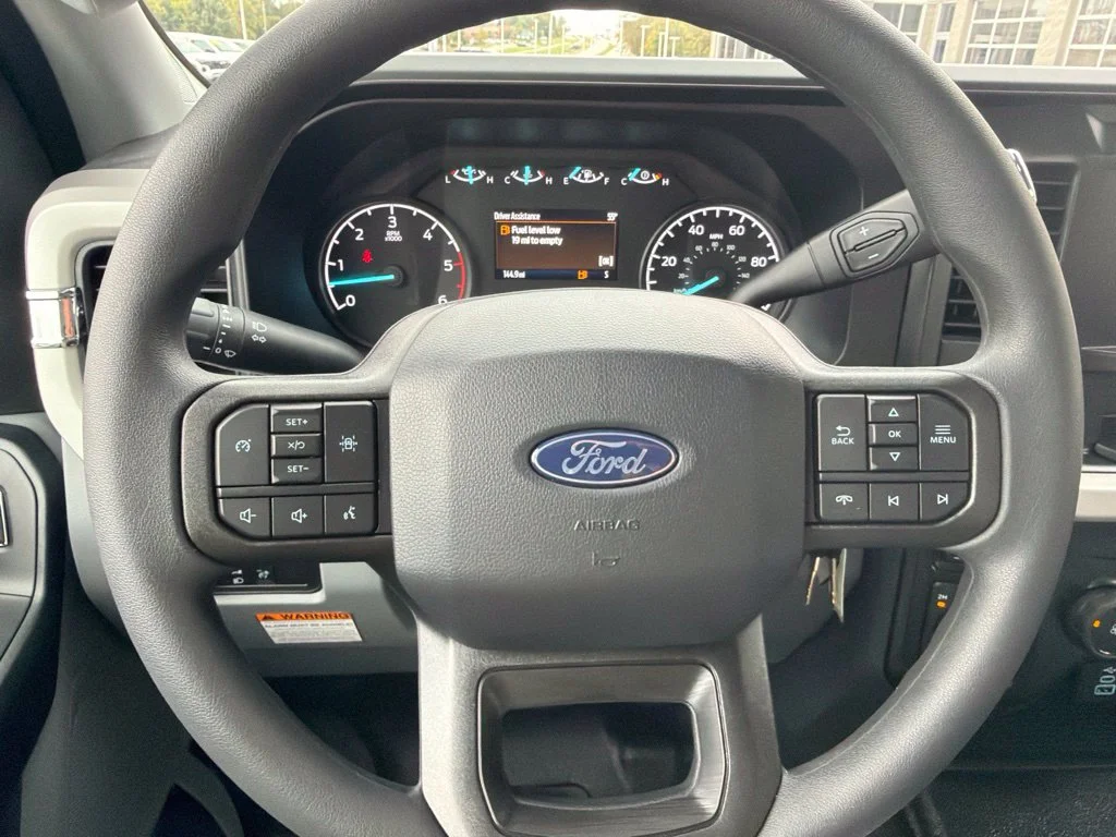 New 2027 Oxford White Ford F-350® XL image 22