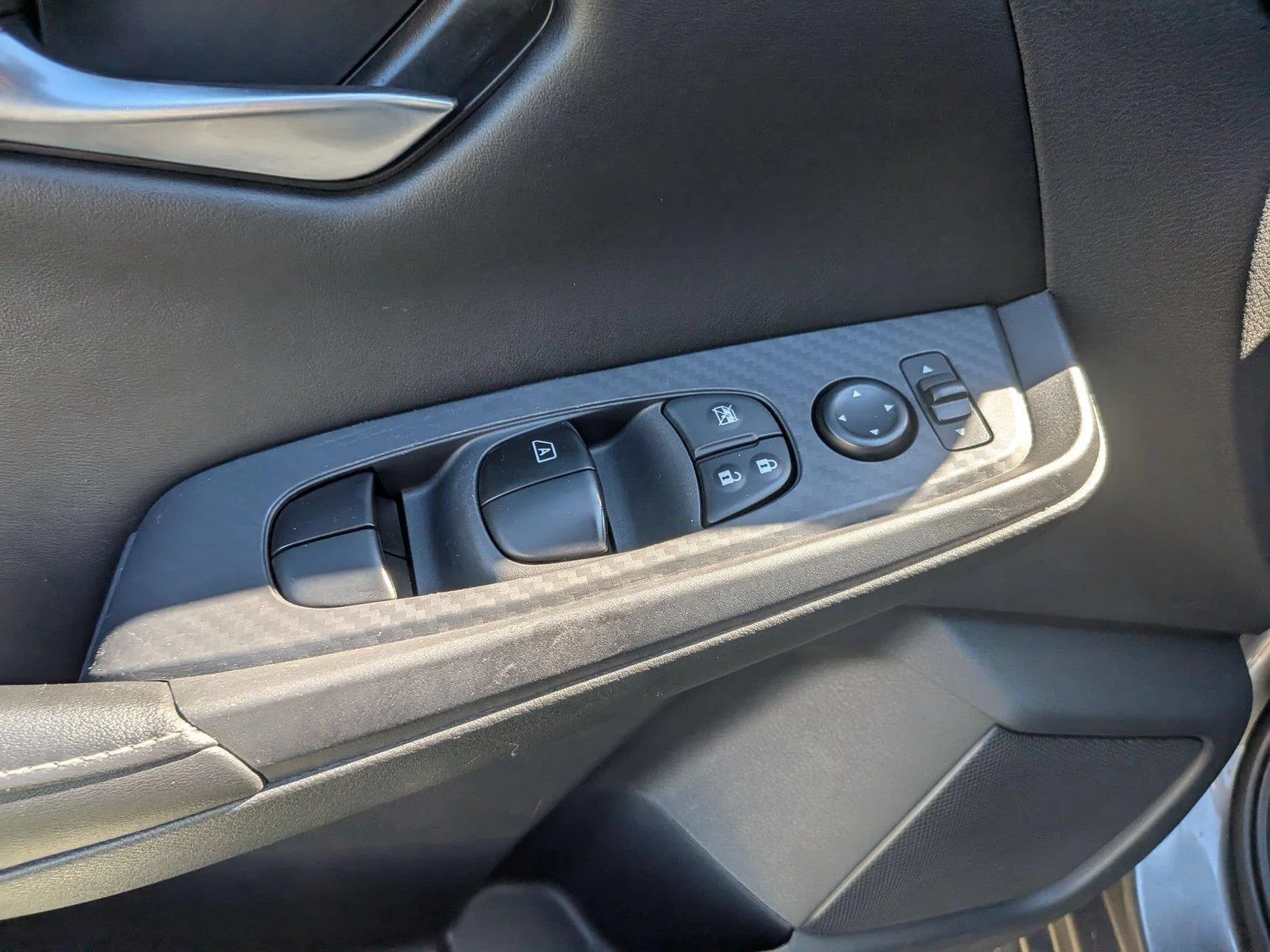 Certified Used 2024 Gun Metallic Nissan SV image 15