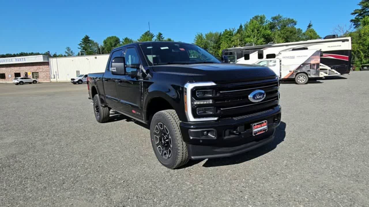 New 2026 Agate Black Metallic Ford F-250® Platinum® image 5