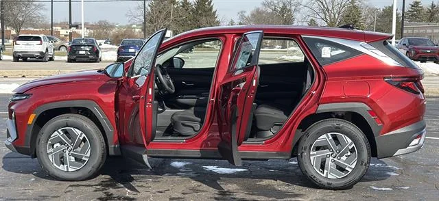 New 2026 Ultimate Red Pearl Hyundai Blue SE image 8
