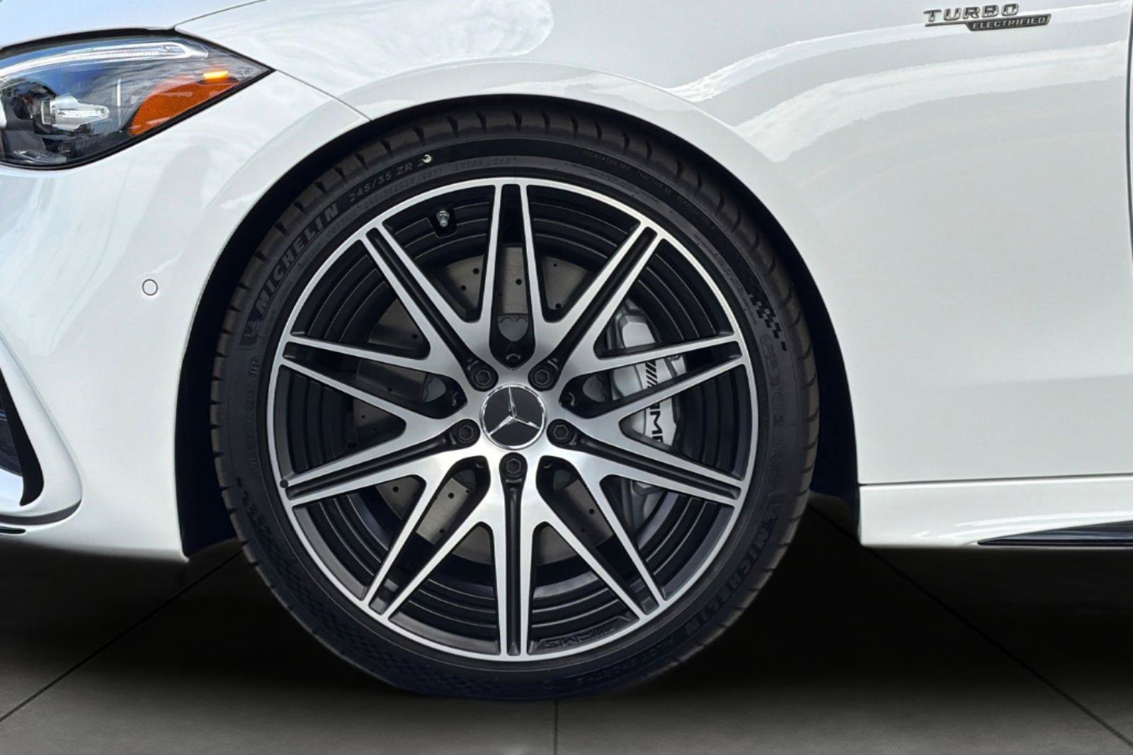 New 2026 Polar White Mercedes-Benz C 43 AMG® image 5