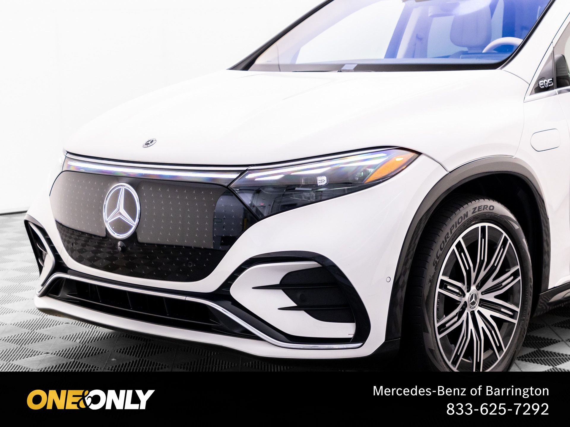 Used 2023 White Mercedes-Benz 450 image 36