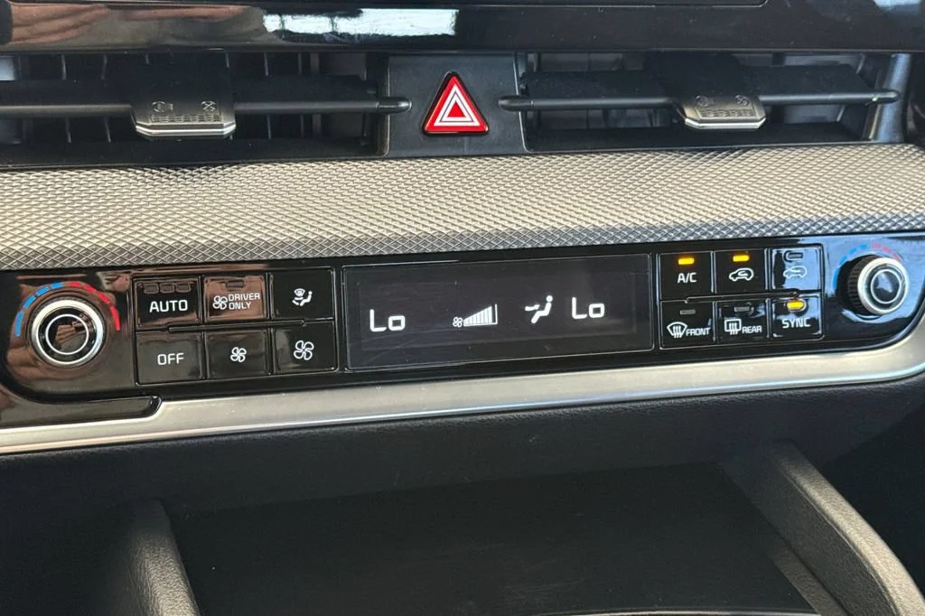 Used 2023 Black Kia LX image 20