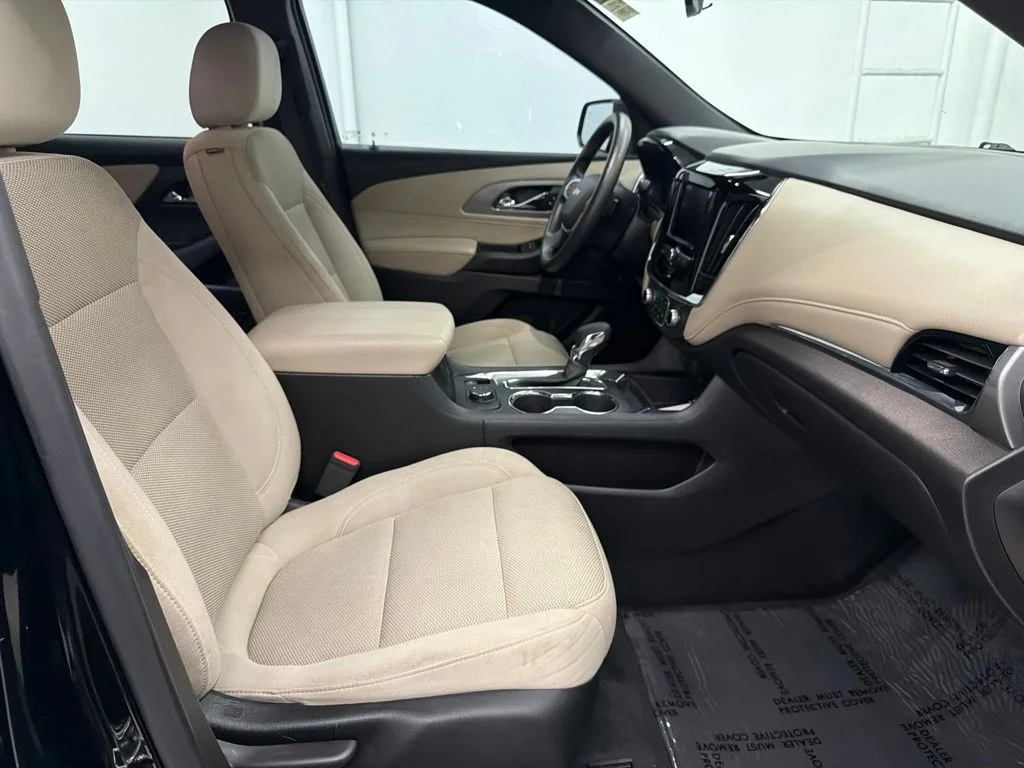 Used 2023 Black Chevrolet LS image 31