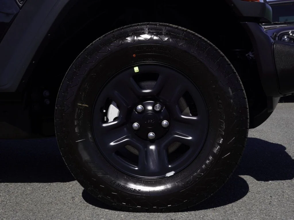 New 2026 Black Clear-Coat Exterior Paint Jeep Sport image 9