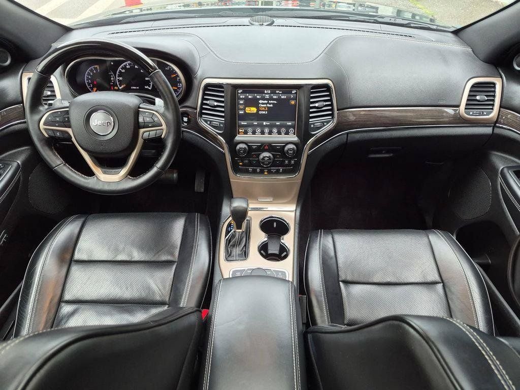 Used 2017 Black Jeep Overland image 24