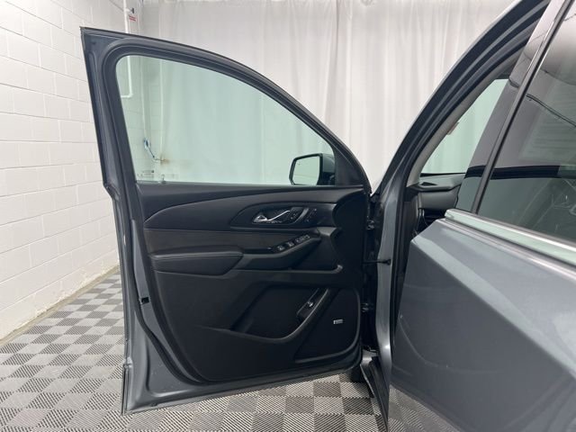 Used 2019 Satin Steel Metallic Chevrolet High Country image 16