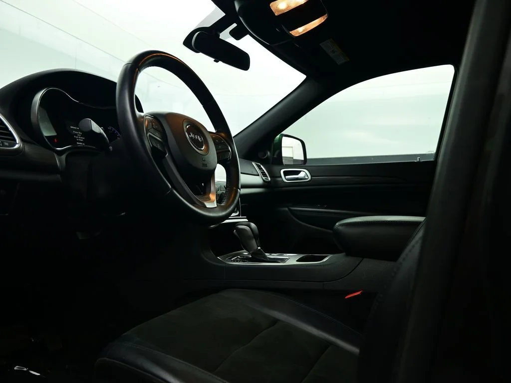 Used 2021 Gray Jeep Laredo X image 45
