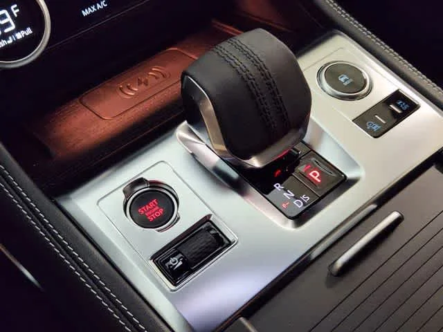 2026 Jaguar F-Pace R-Dynamic S - Photo 20