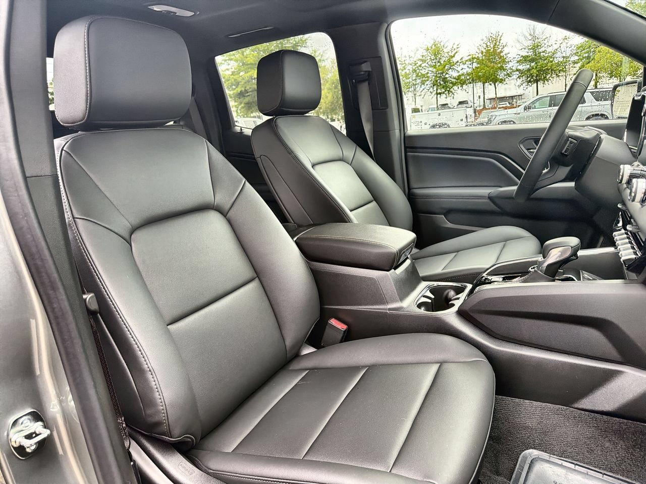 New 2026 Sterling Metallic GMC Elevation image 23