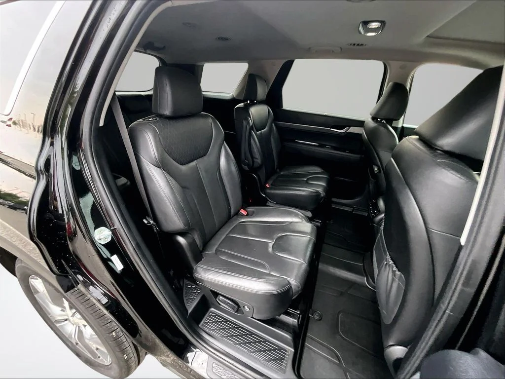 Used 2022 Black Hyundai SEL image 27