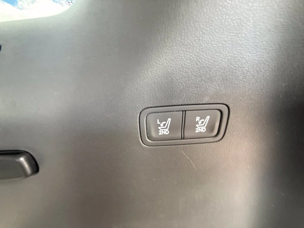Used 2024 White Hyundai Limited image 16
