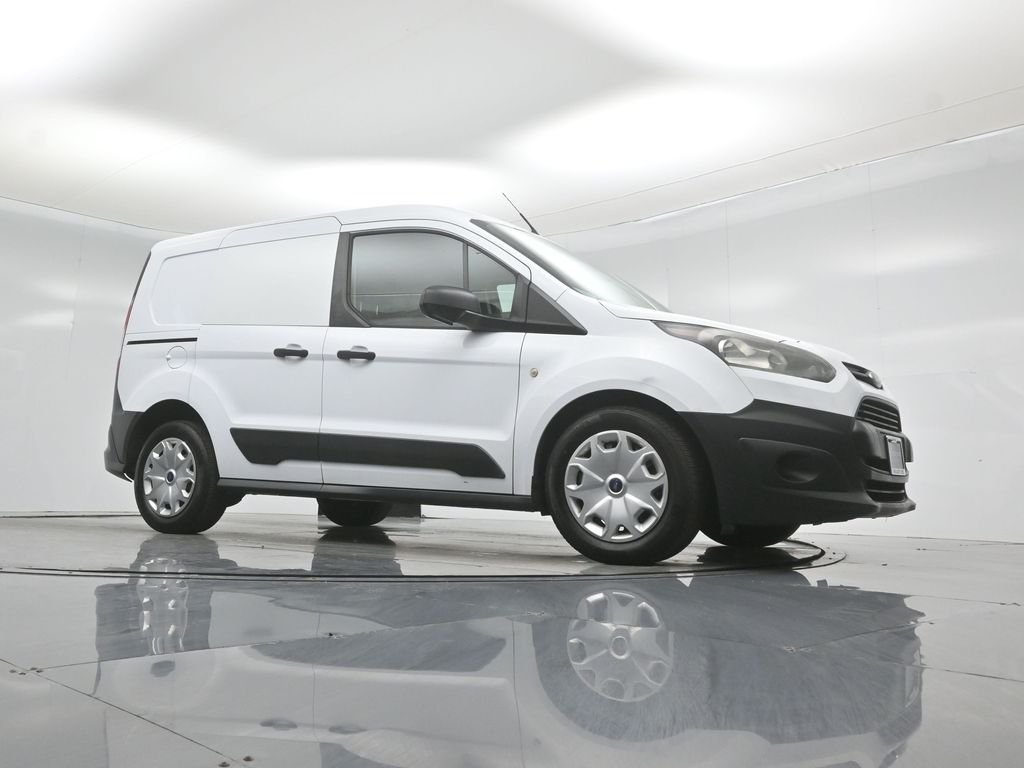 Used 2015 White Ford XL image 3