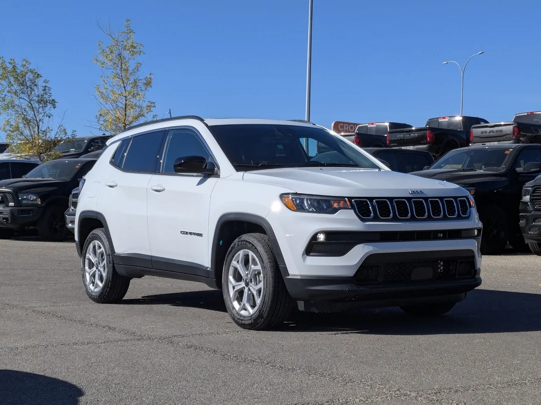New 2026 White Jeep North - - 4x4 - Panoramic Sunroof - Alpine Audio - Adaptive Cruise - Power Liftgate & More! image 2