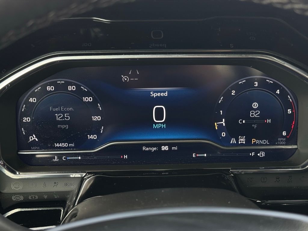 Used 2025 White Chevrolet LT image 35