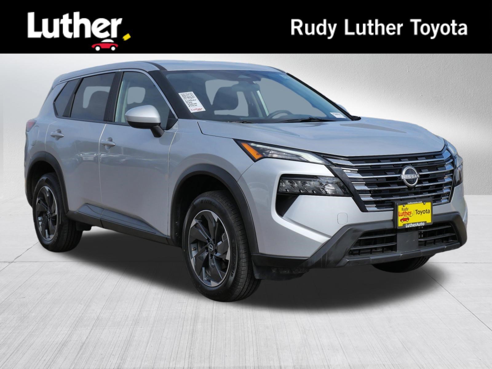 2025 Nissan Rogue SV AWD's photo