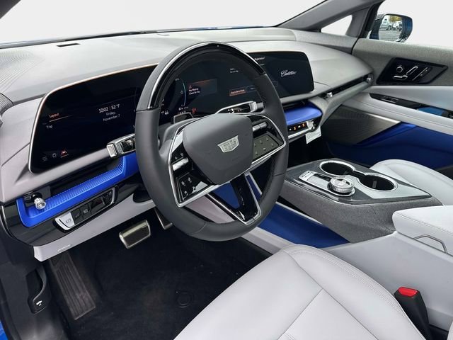 2026 Cadillac OPTIQ Luxury - Photo 18